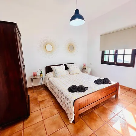 Villa La Asomada Moon Lanzarote Privada 3 Hab Con Piscina, Jacuzzi Y Vistas Al Mar Y Fuerteventura