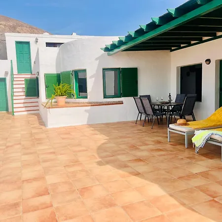La Asomada Moon Lanzarote Privada 3 Hab Con Piscina, Jacuzzi Y Vistas Al Mar Y Fuerteventura Villa Tías