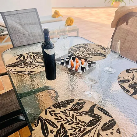 Villa La Asomada Moon Lanzarote Privada 3 Hab Con Piscina, Jacuzzi Y Vistas Al Mar Y Fuerteventura *