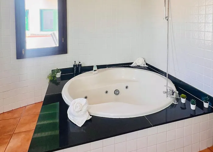 La Asomada Moon Lanzarote * Tías